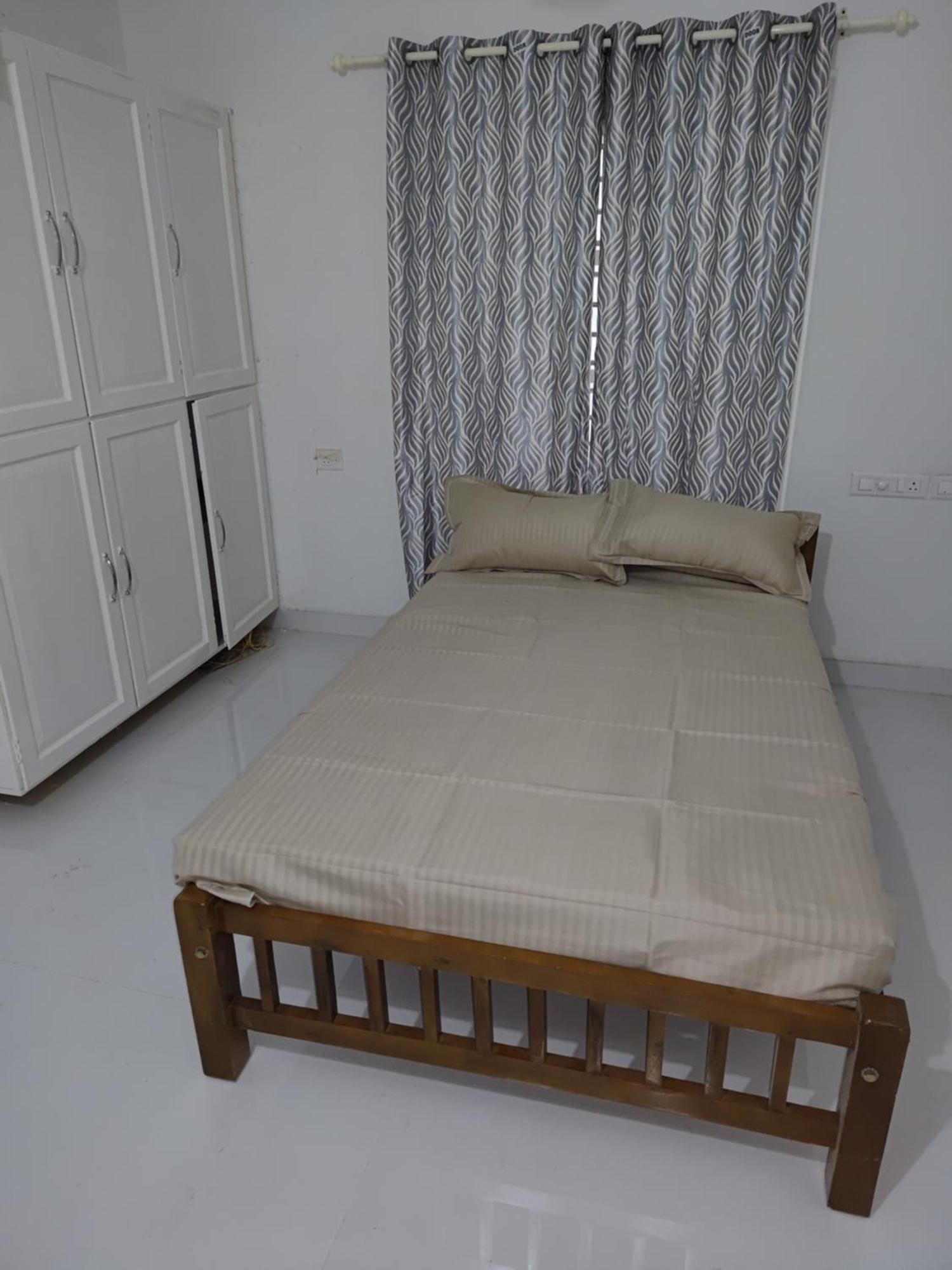 Sivasarass Rooms Thiruvananthapuram Ngoại thất bức ảnh